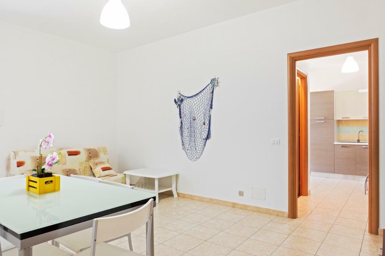 Focallo Seaside Holiday Flat سانتا ماريا ديل فوكالو المظهر الخارجي الصورة
